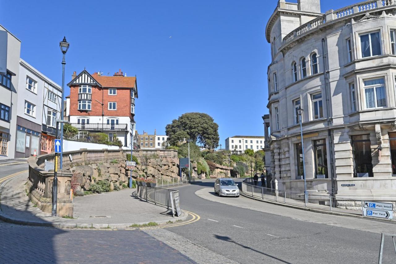 Spacious Designer 2Br Executive Apt, Near Beach & Marina, Central Location Ramsgate Exterior foto