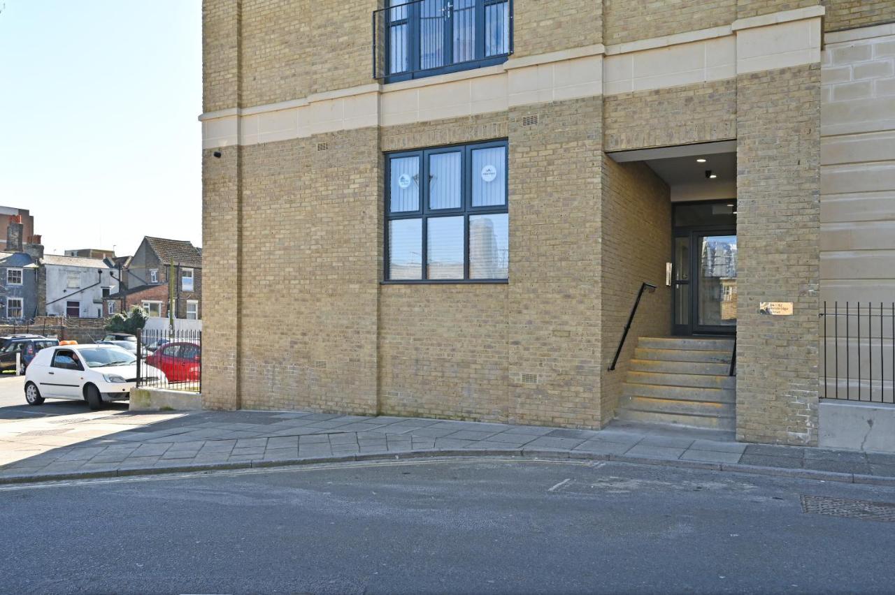 Spacious Designer 2Br Executive Apt, Near Beach & Marina, Central Location Ramsgate Exterior foto